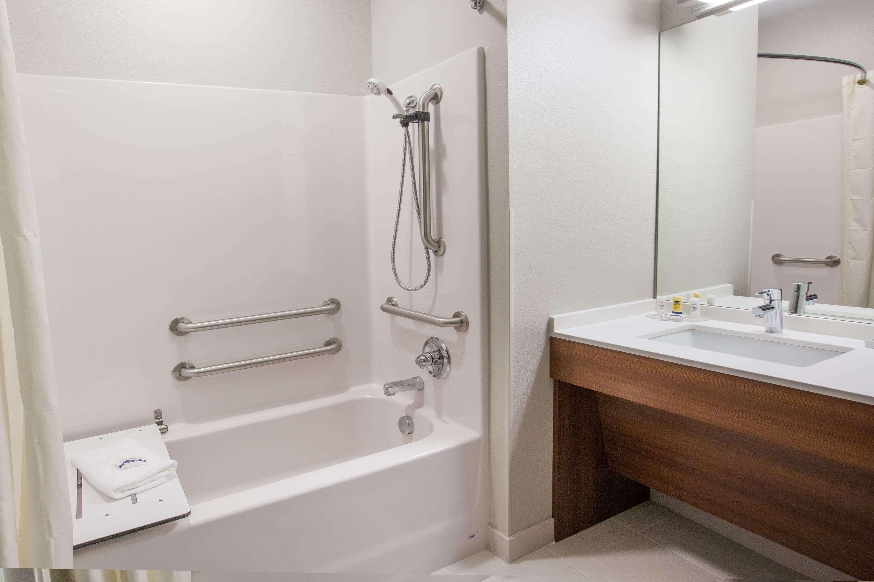 Microtel Inn & Suites By Wyndham Tioga Zewnętrze zdjęcie